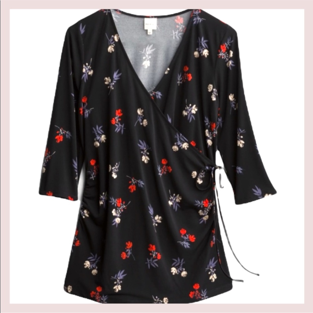 FLORAL MATERNITY / NURSING WRAP BLOUSE - SIZE SMALL